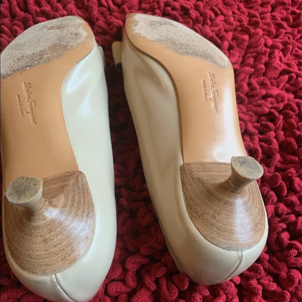 Shoes - Picture 5 of 6